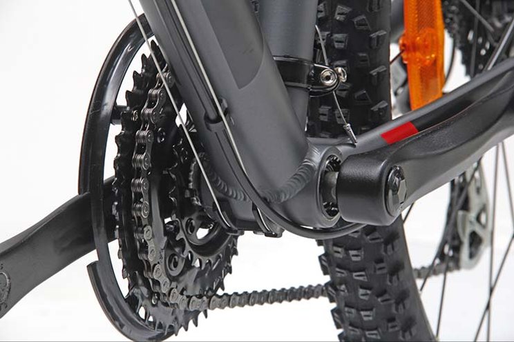 Bracket dan crankset yang jadi penggerak sepeda